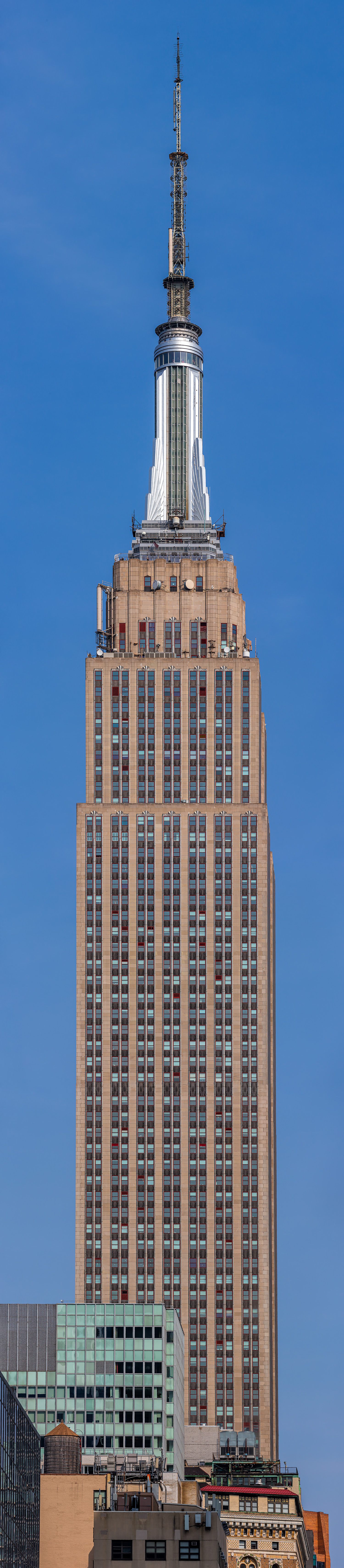 Empire State Building, New York City - Vertical panorama from the east. © Mathias Beinling